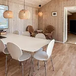 Stunning In With Sauna Tatil Evi Ebeltoft