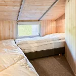 Stunning In With Sauna Tatil Evi Ebeltoft